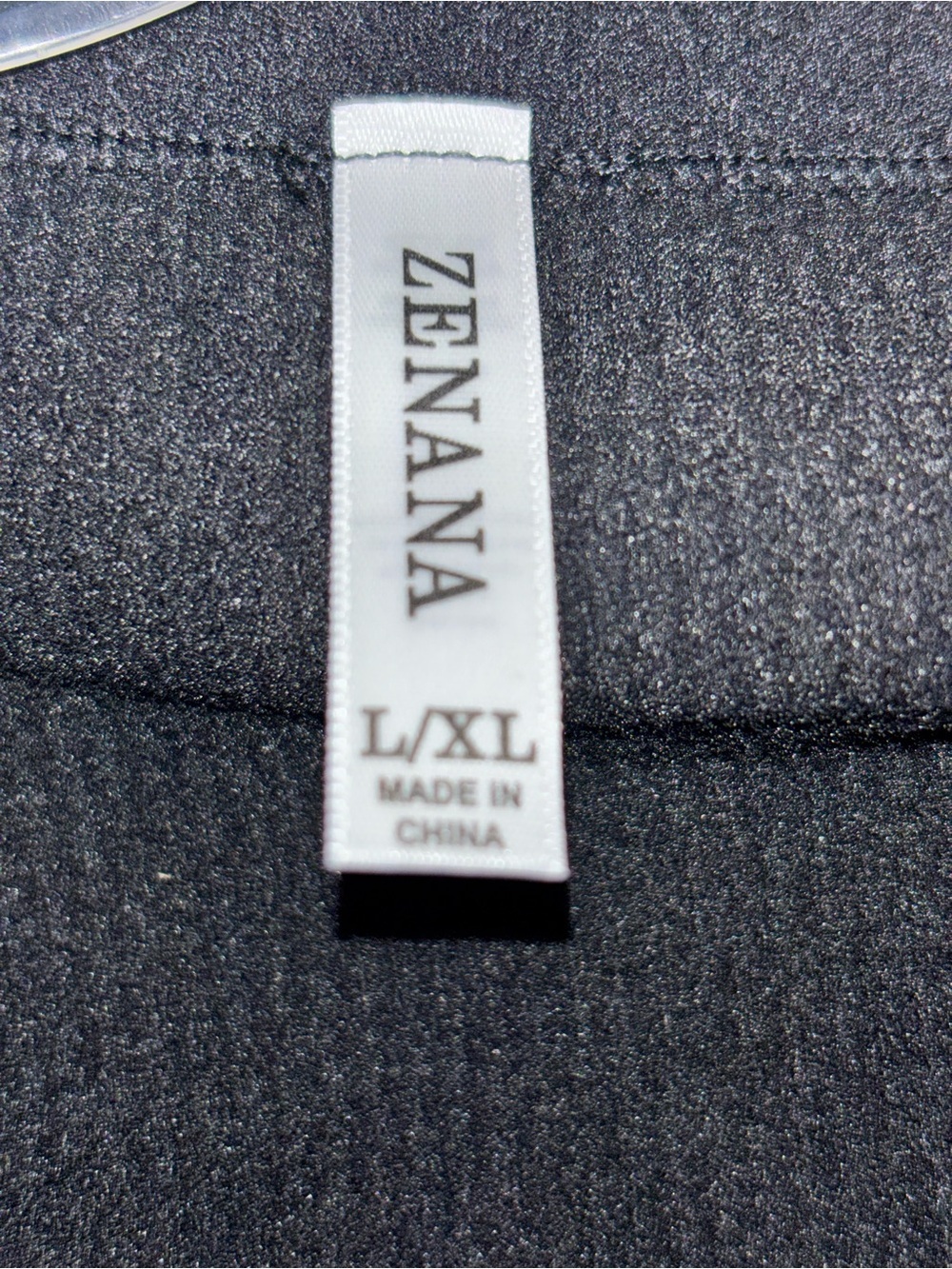 Zenana Black V Neck Cropped Long Sleeve Top Stretchy L/XL NWOT - Picture 2 of 5